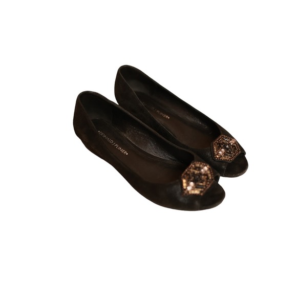 Donald J. Pliner SONET Beaded Black Suede‎ Peep Toe Flats Size 7.5 - Picture 1 of 8